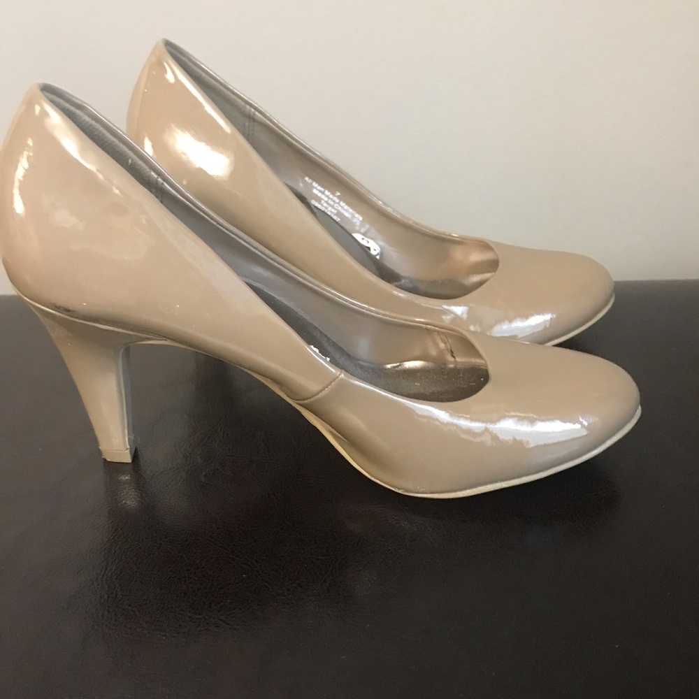 Merona High heels